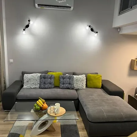 아파트 Modern Vitosha Maisonette 소피아